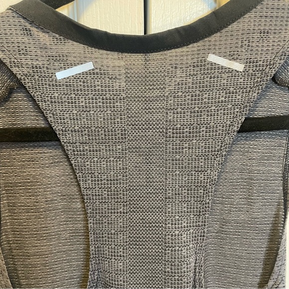 NIKE DRI-FIT ADV TECHKNIT ULTRA TANK TOP - Picture 13 of 14